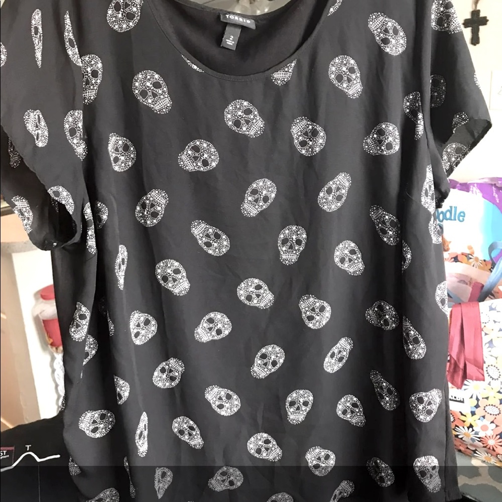 Bundle of 12 tops